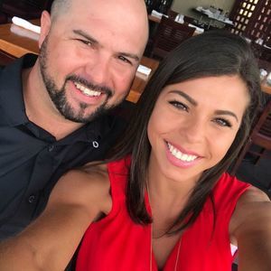 Meet your Posher, Derik camille